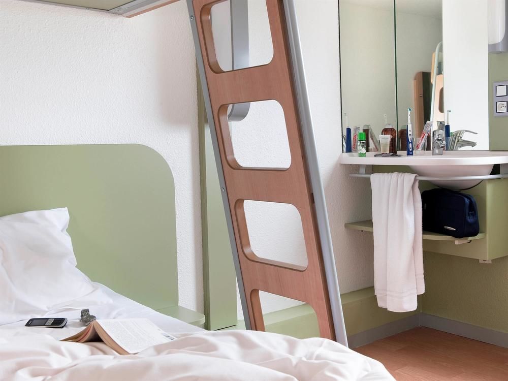 Ibis Budget Poitiers Sud Exterior foto
